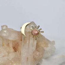 Load image into Gallery viewer, Mesa Blue Peach Moonstone Sun and Moon Ring
